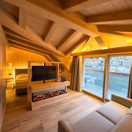 Hotel San Lorenzo Bormio Bagian luar foto