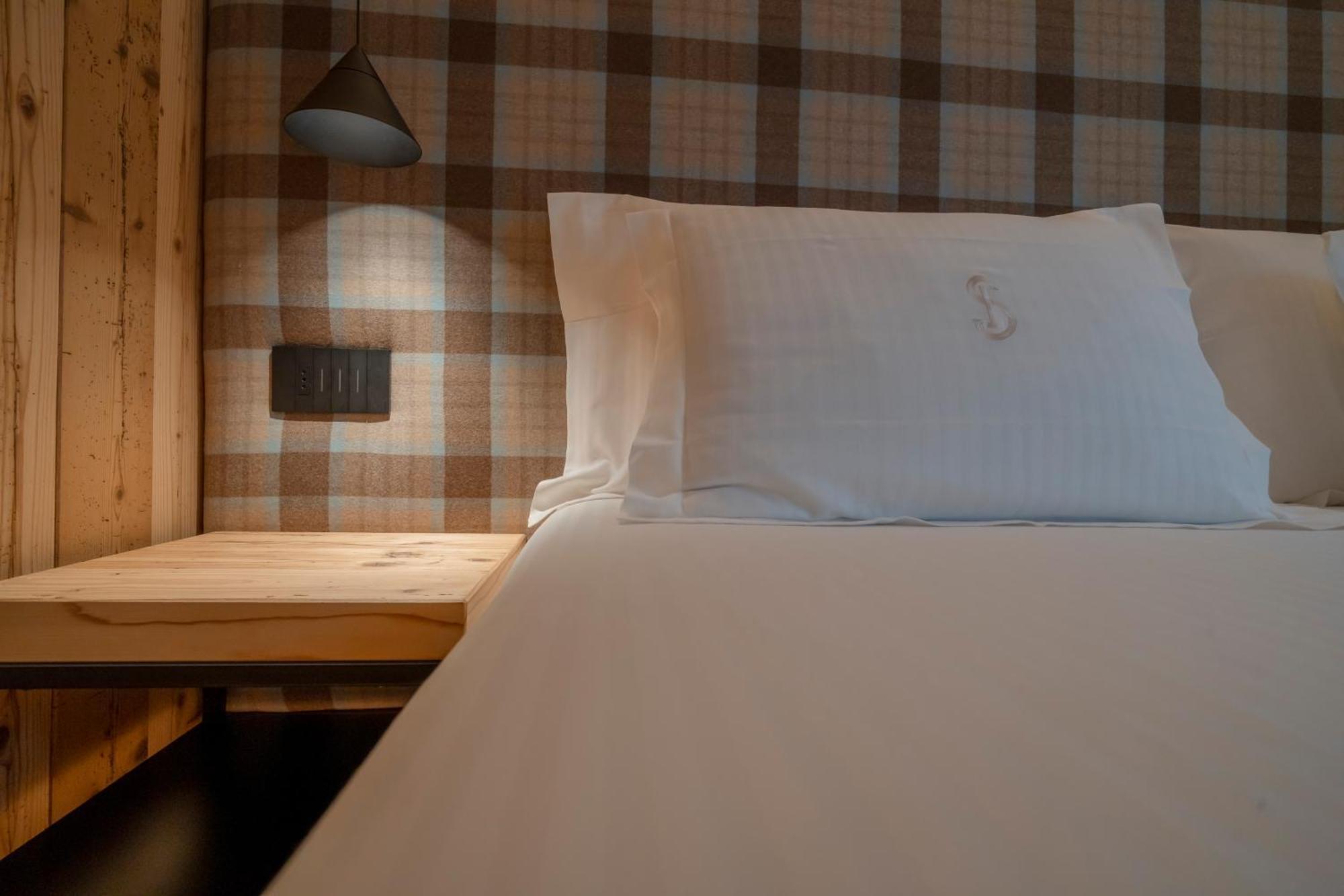 Hotel San Lorenzo Bormio Bagian luar foto