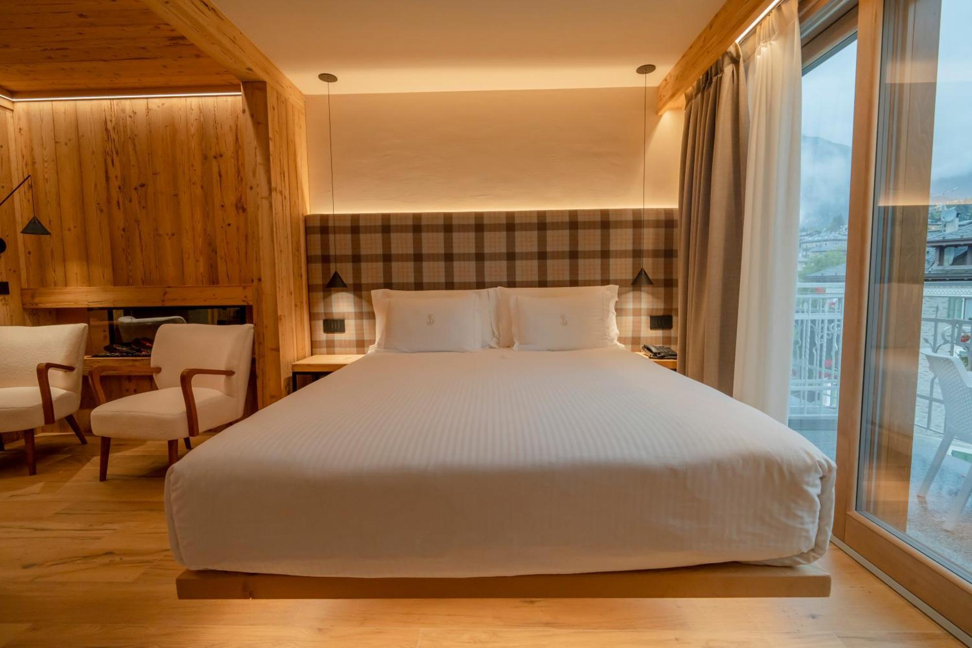 Hotel San Lorenzo Bormio Bagian luar foto
