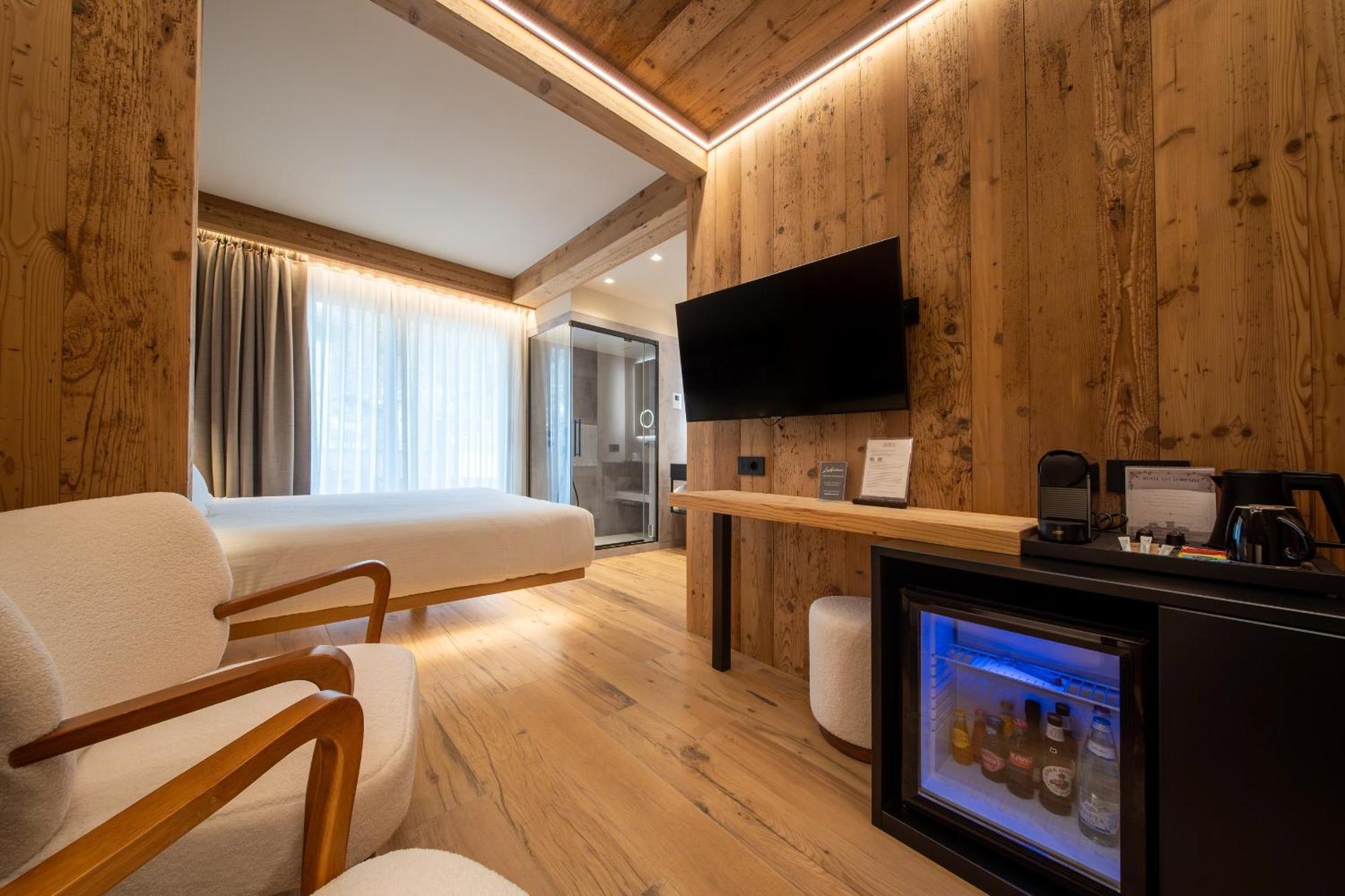 Hotel San Lorenzo Bormio Bagian luar foto