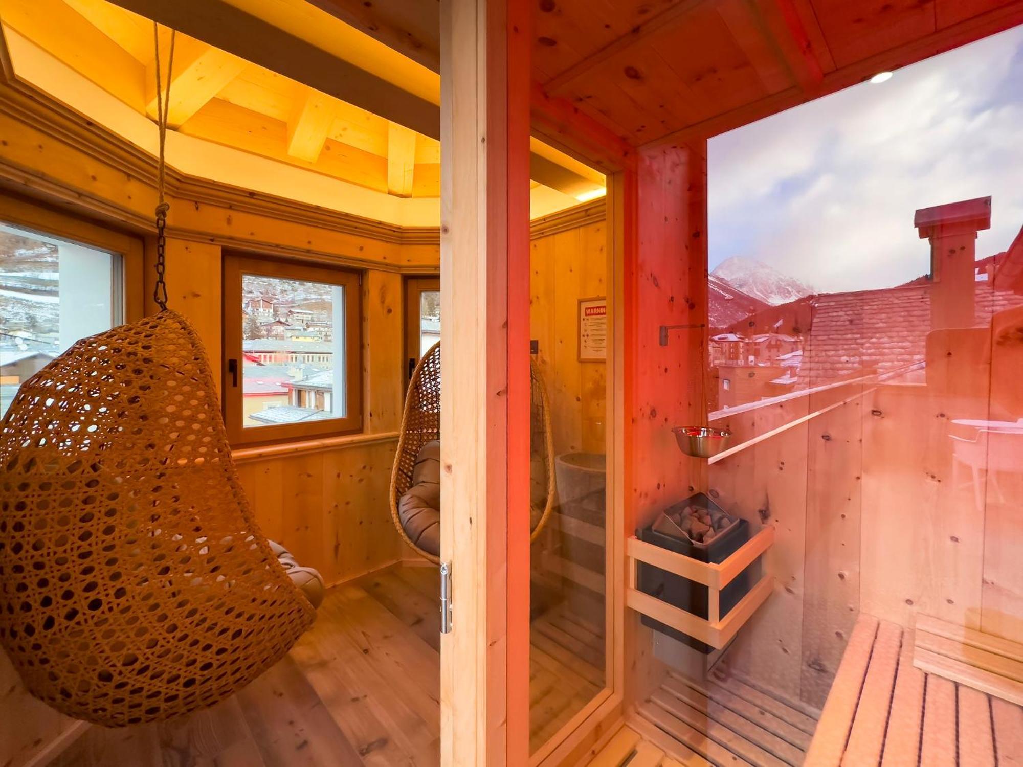 Hotel San Lorenzo Bormio Bagian luar foto