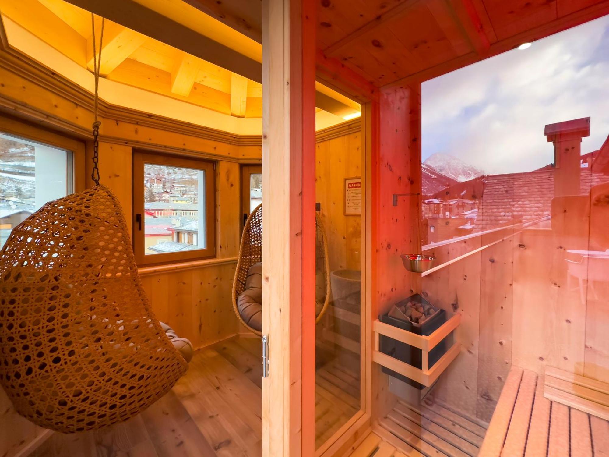 Hotel San Lorenzo Bormio Bagian luar foto