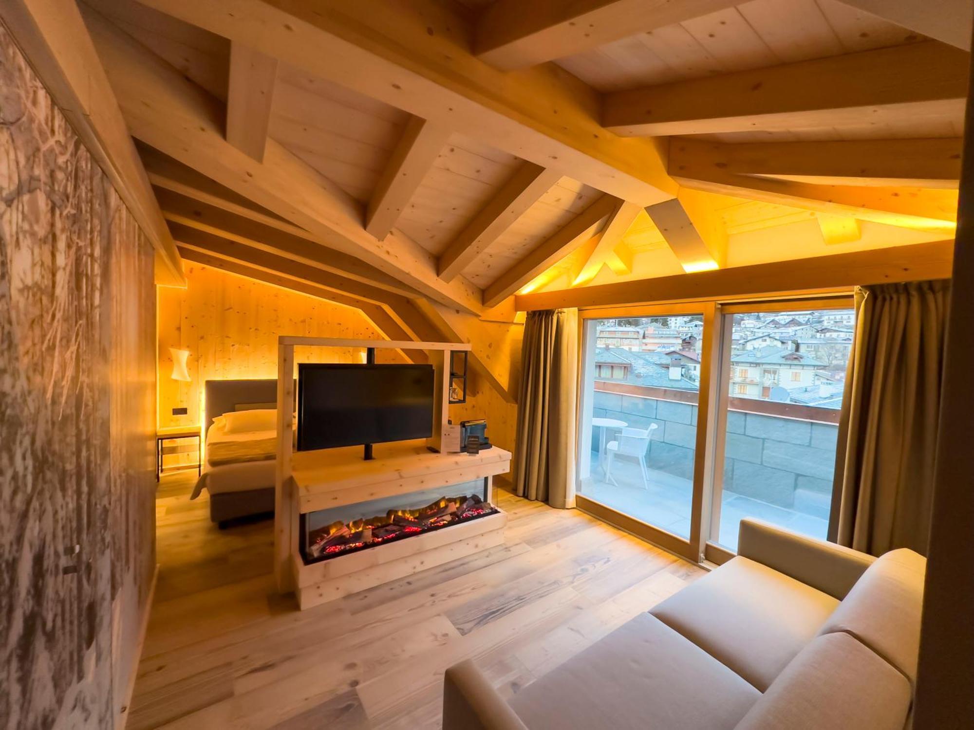 Hotel San Lorenzo Bormio Bagian luar foto